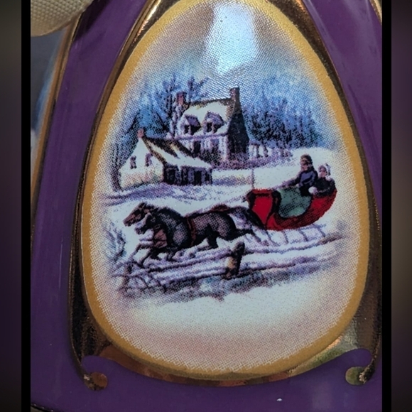 Mr. Christmas musical purple egg ornament Valerie Parr - Picture 4 of 12